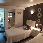 Avenida De Leon Pareado /adosado Ferienhaus Sanxenxo