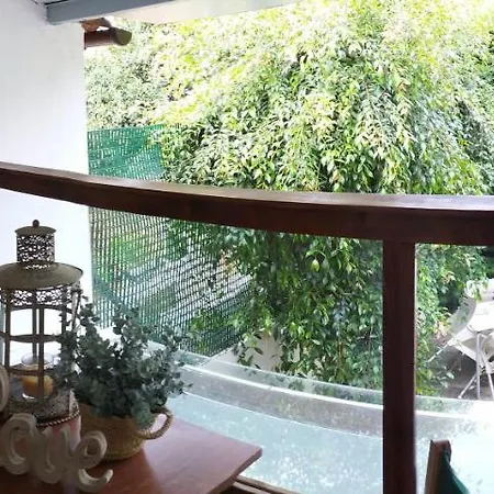 Avenida De Leon Pareado /adosado 度假居 桑亨霍