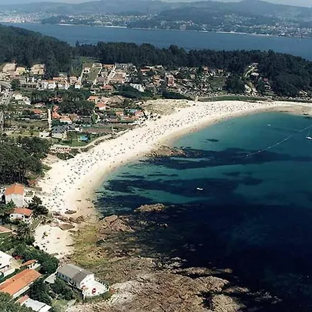 Ferienhaus Avenida De Leon Pareado /adosado Sanxenxo