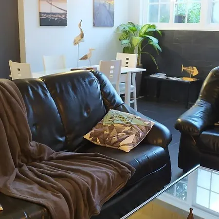 Avenida De Leon Pareado /adosado * 桑亨霍