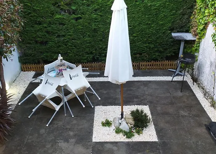 Avenida De Leon Pareado /adosado 度假居