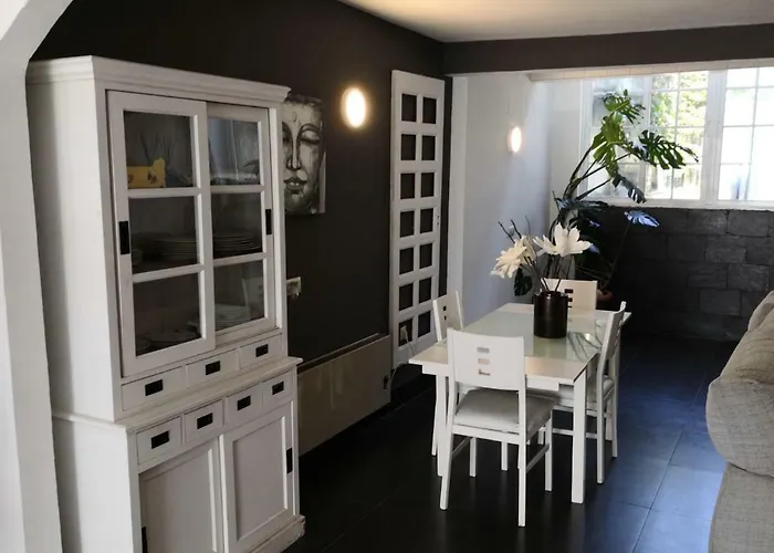 Avenida De León Pareado /adosado * Sanxenxo