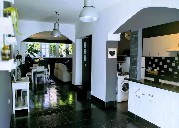 Avenida De Leon Pareado /adosado * 桑亨霍